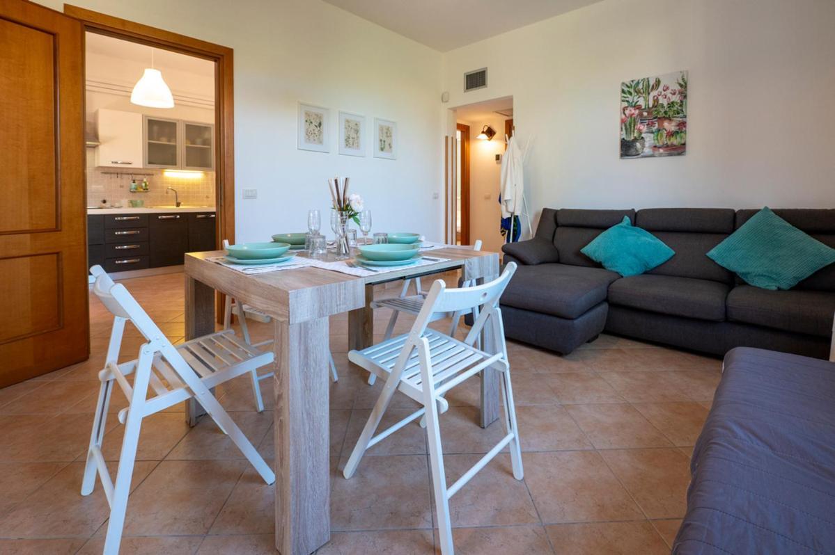 Villa Plumeria Campofelice Di Roccella Eksteriør billede