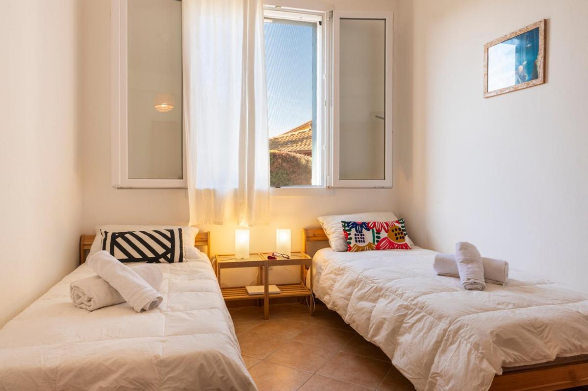 Villa Plumeria Campofelice Di Roccella Eksteriør billede